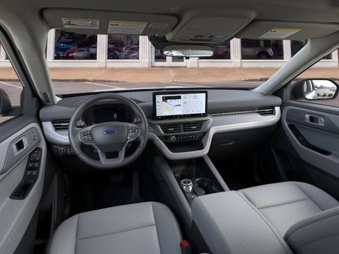 New 2026 Ford Explorer Active w/ Active Comfort Package AWD/4WD image 9