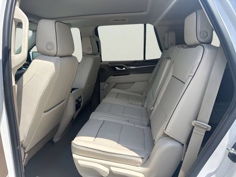 Used 2023 GMC Yukon Denali w/ LPO, Floor Liner Package AWD/4WD image 16