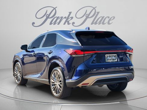 Used 2025 Lexus RX 350 FWD w/ Convenience Package image 3