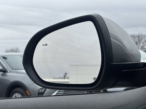 Certified 2024 Buick Encore GX Preferred w/ Comfort Package image 31