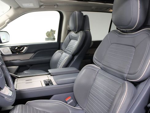 Used 2023 Lincoln Navigator L Black Label image 23