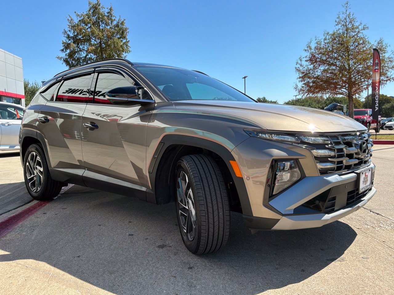 Used 2026 Hyundai Tucson Limited AWD/4WD image 4