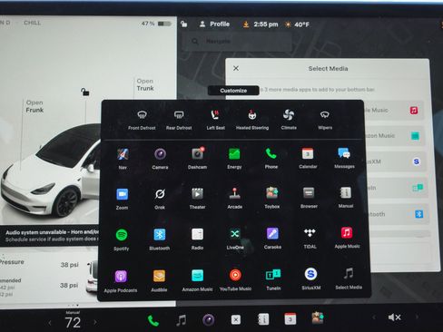 Used 2022 Tesla Model Y Long Range image 17