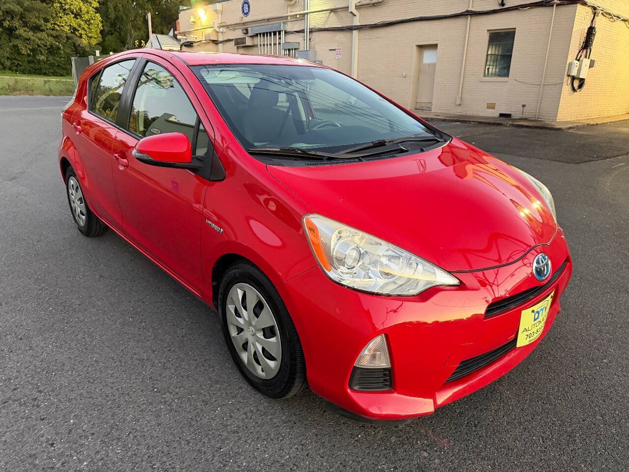 Used 2014 Toyota Prius C Three FWD image 30