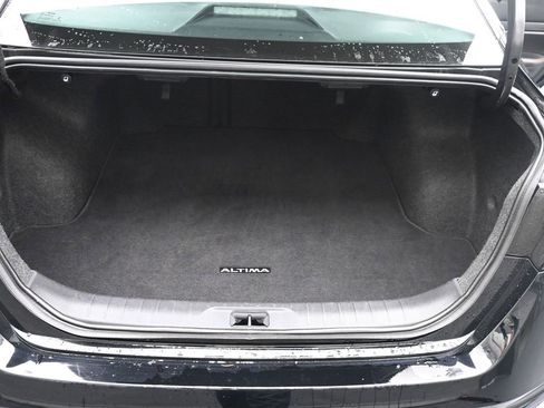 Used 2023 Nissan Altima 2.5 SR image 16