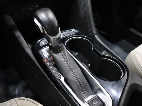 Used 2020 Buick Encore GX Select image 38