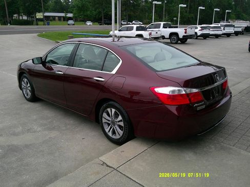 Used 2014 Honda Accord LX image 2