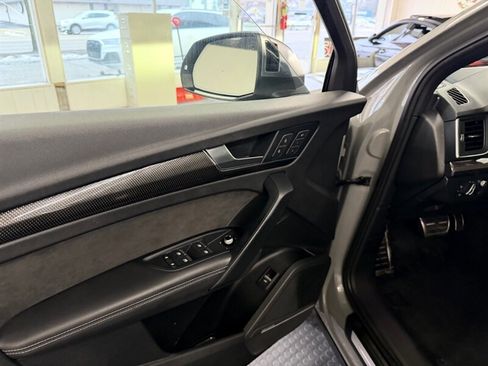 Used 2019 Audi SQ5 Prestige image 15