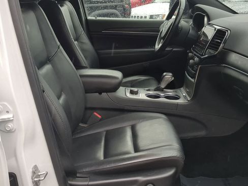 Used 2020 Jeep Grand Cherokee Limited image 21