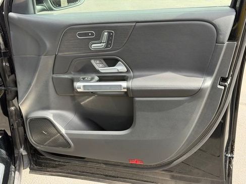 Certified 2026 Mercedes-Benz GLB 250 image 28