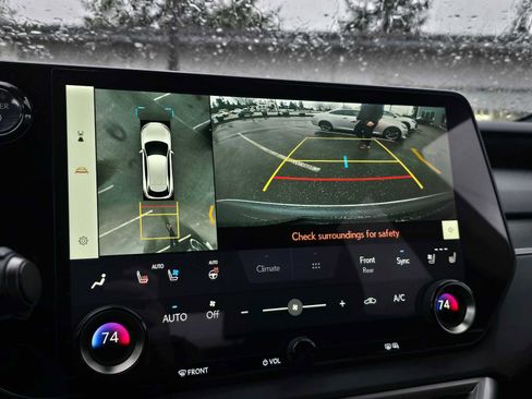 Used 2024 Lexus RX 350 image 30