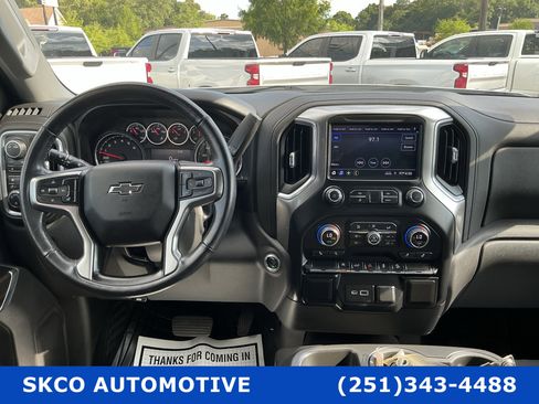 Used 2020 Chevrolet Silverado 1500 RST AWD/4WD image 15