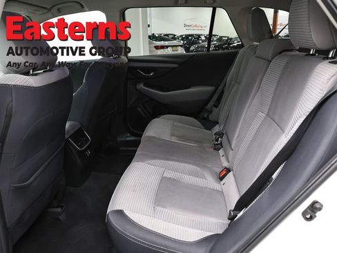 Used 2024 Subaru Outback Premium AWD/4WD image 21