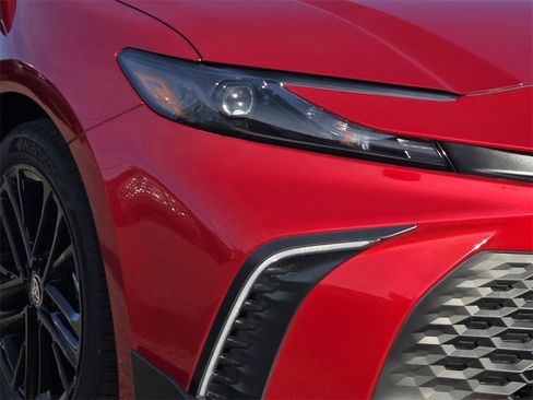 New 2026 Toyota Camry SE image 9