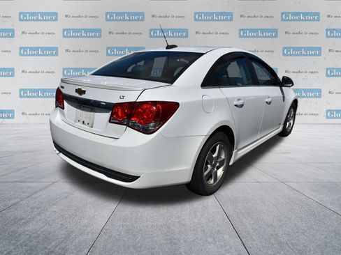 Used 2015 Chevrolet Cruze LT w/ Sun And Sound Package image 4