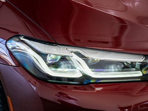 Used 2023 BMW 530e xDrive image 19