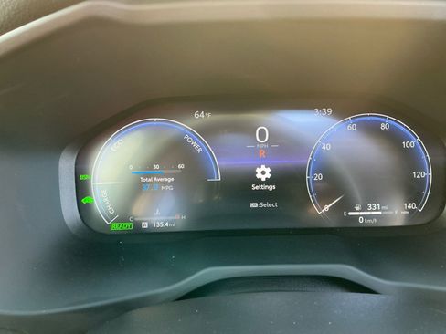 Used 2024 Toyota RAV4 Limited image 10