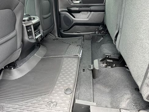 New 2026 RAM 1500 Big Horn AWD/4WD image 24