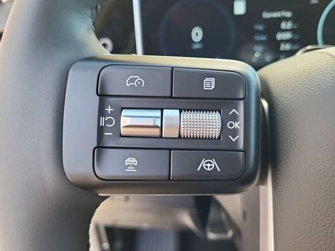 Used 2025 Hyundai Santa Fe Limited AWD/4WD image 28