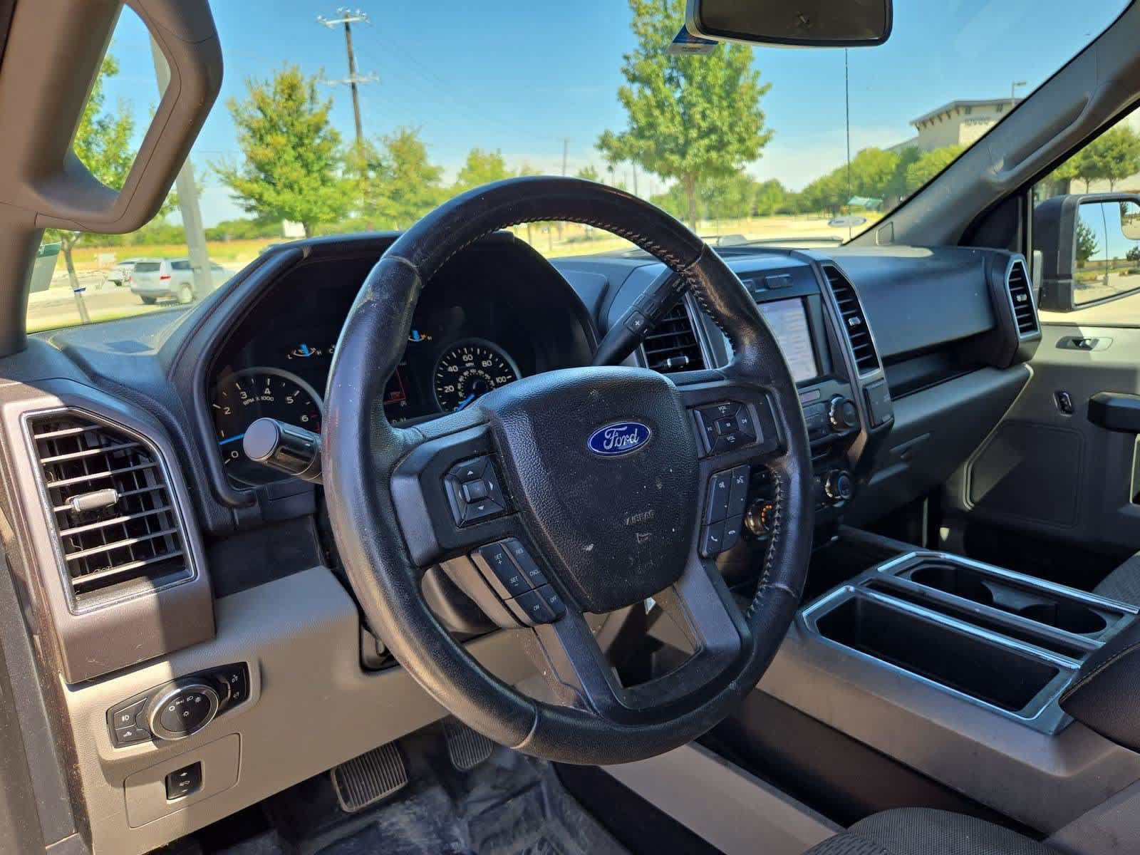 Used 2017 Ford F150 XLT w/ Equipment Group 302A Luxury AWD/4WD image 2