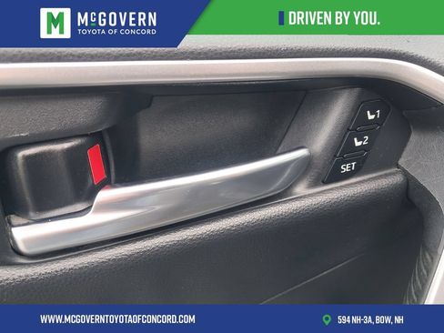 Used 2020 Toyota RAV4 Limited w/ Limited Grade Weather Package AWD/4WD image 10