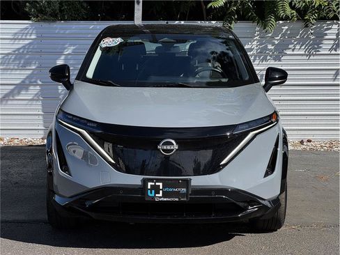 Used 2024 Nissan Ariya AWD image 7