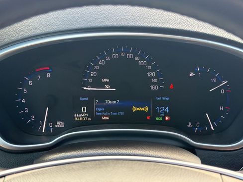 Used 2013 Cadillac SRX Luxury w/ LPO, U-Rail D-Rings Package FWD image 24