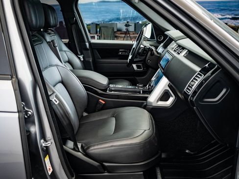 Used 2021 Land Rover Range Rover Westminster Edition image 23