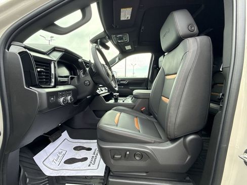 New 2026 GMC Sierra 1500 AT4 w/ Technology Package AWD/4WD image 13