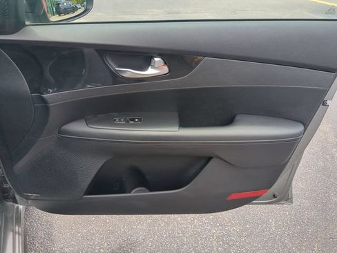 Used 2022 Kia Forte GT-Line w/ GT-Line Premium Package FWD image 34