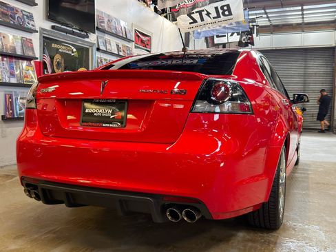 Used 2009 Pontiac G8 GXP RWD image 7