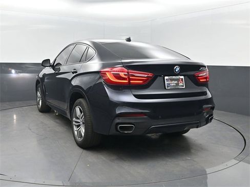 Used 2019 BMW X6 sDrive35i w/ M Sport Package image 3