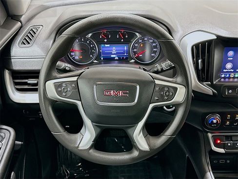 Used 2023 GMC Terrain SLE w/ Driver Convenience Package image 11