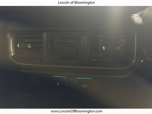 Used 2022 Ford F150 Lariat w/ Equipment Group 502A High AWD/4WD image 23