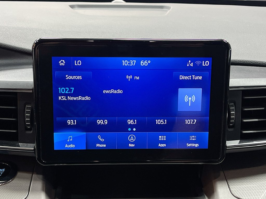 Used 2023 Ford Explorer XLT w/ Equipment Group 202A AWD/4WD image 15
