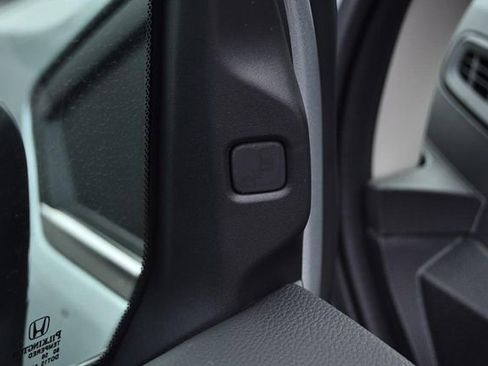 New 2026 Honda Odyssey Touring image 10