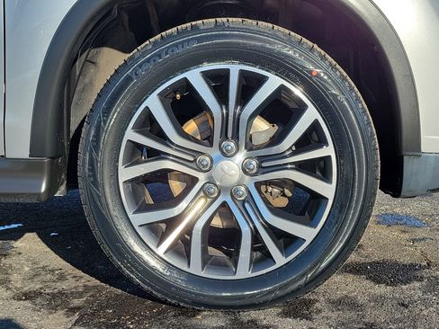 Used 2019 Mitsubishi Outlander Sport SE image 5