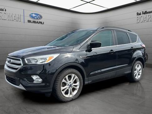Used 2018 Ford Escape SE image 10