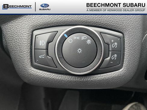Used 2017 Ford Escape SE image 14