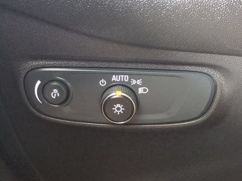 Used 2024 Chevrolet Equinox LT AWD/4WD image 30