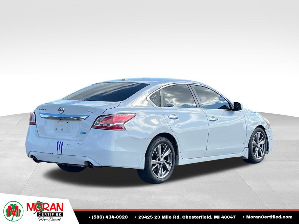 Used 2013 Nissan Altima 2.5 SL w/ 2.5 Moonroof Pkg FWD image 5