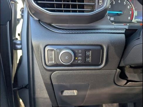 Used 2023 Ford Explorer ST-Line image 13