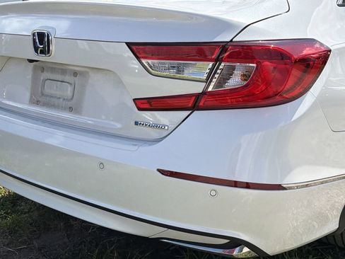 Used 2022 Honda Accord EX-L image 10