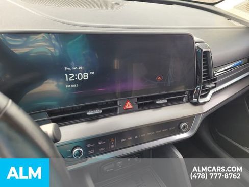 Used 2024 Kia Sportage EX image 23