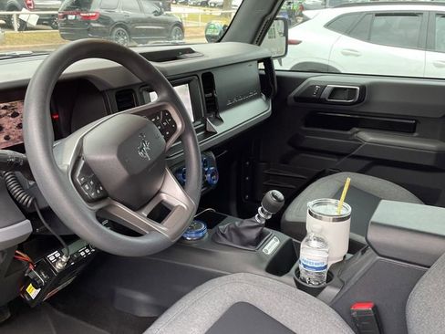 Used 2022 Ford Bronco 2-Door image 5