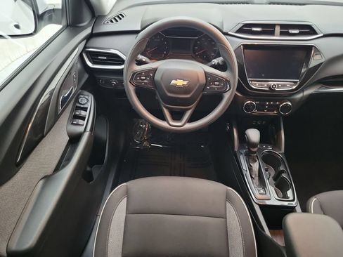Certified 2023 Chevrolet TrailBlazer LT w/ Convenience Package AWD/4WD image 12