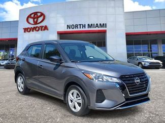 Used 2023 Nissan Kicks S video 1