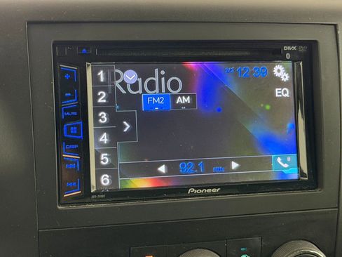 Used 2010 Chevrolet Silverado 1500 LS image 24