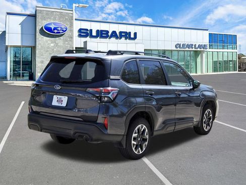 Certified 2025 Subaru Forester Premium image 6