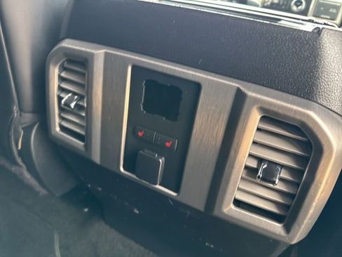Used 2015 Ford F150 Platinum w/ Equipment Group 701A Luxury AWD/4WD image 21